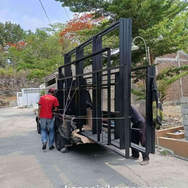 Kanopi Kain Kanopi Kain